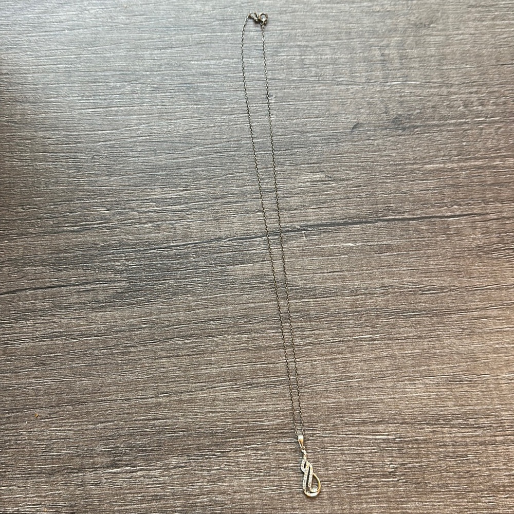 Necklace with Stone Design